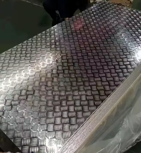 1060 1050 6061 Aluminum Diamond Tread Plate Sheet 5 Bar 6x20ft