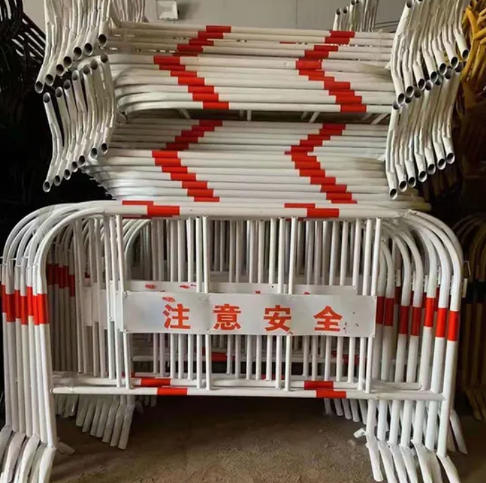 Retractable Steel Crowd Control Barrier for Events and Traffic Safety