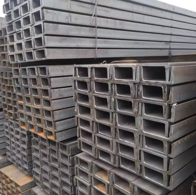 China Price Steel C Profile U Channel Bar Iron Strut Channel 25x50mm–150x75x6mm
