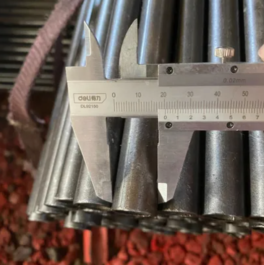 ASTM A36 Hot Rolled Carbon Steel Welded Pipe Manufacturer | Factory Price