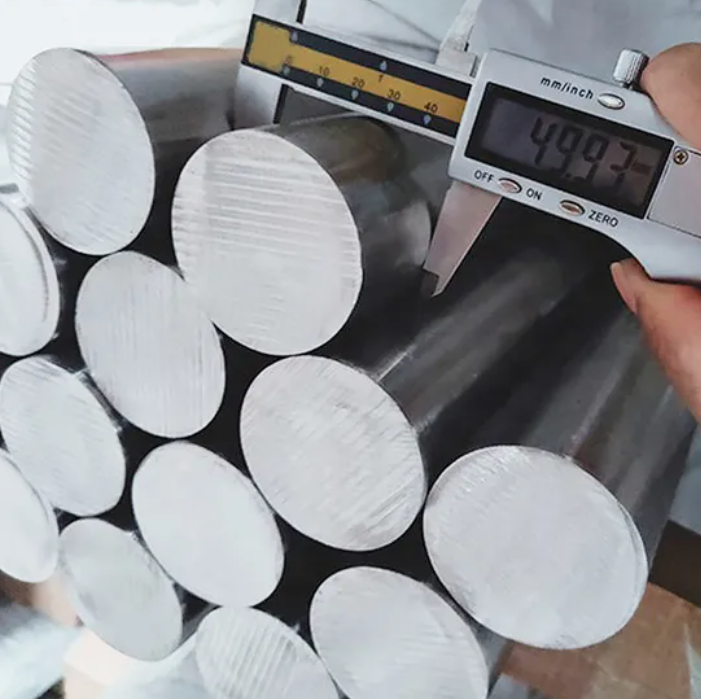 JIS Standard 300 Series 304/316L Customized Polished Round Stainless Steel Bar